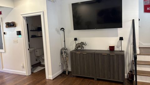 801 Red Drew Ave APT 4