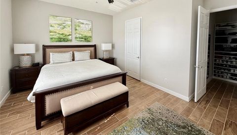 5048 Shoreway Loop