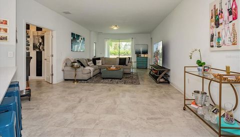 5616 QUIET PALM LOOP