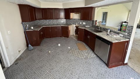 12314 Ashling Dr
