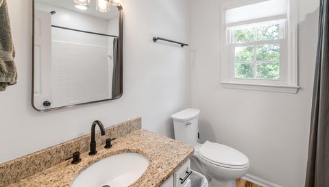 12328 Sandringham Pl