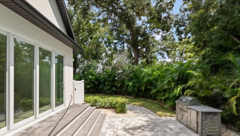 2174 MCCLELLAN PARKWAY