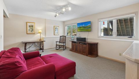 16911 Iodine Street NW