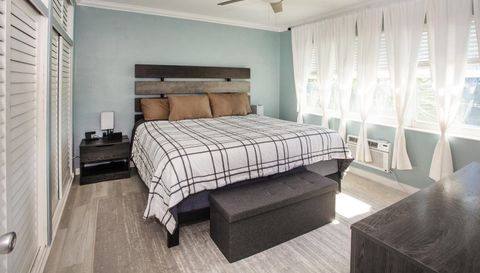 1850 S Ocean Dr APT 305