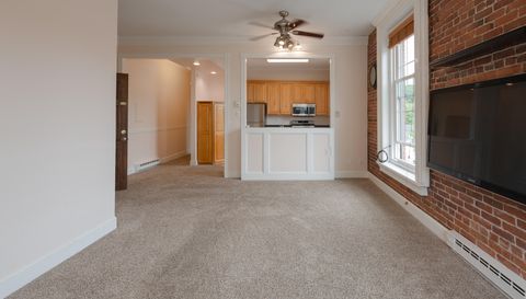 130 Main St APT 2D