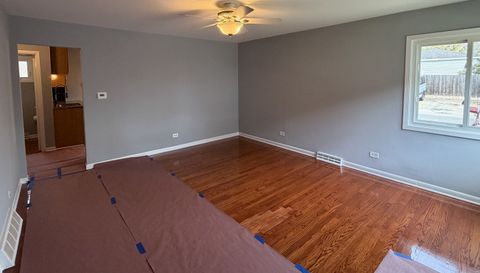 170 E Northwest Highway