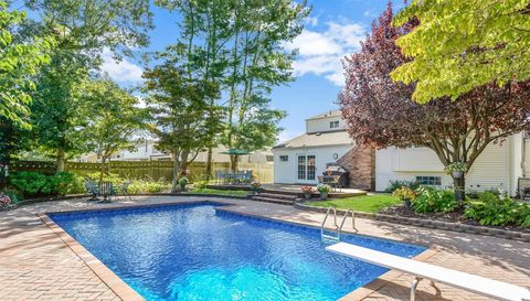 3 Yarmouth Ln