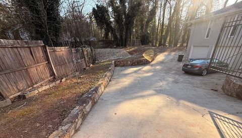 2940 Benjamin E Mays Dr SW