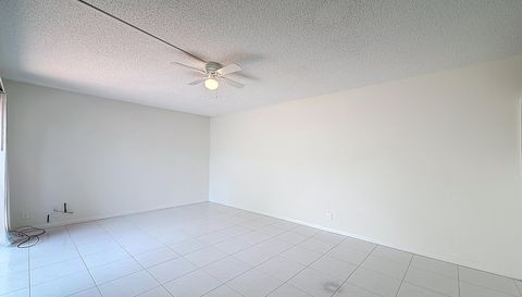 7496 Courtyard Run E