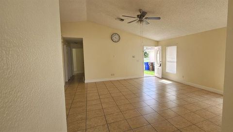 2338 CORDOVA COURT