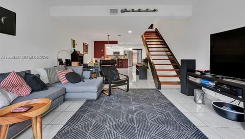 6821 Brookline Dr