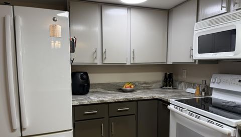 560 S Flagship Dr UNIT 7