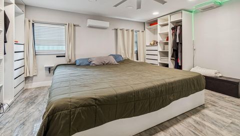 1102 E River Cove St