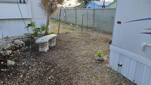 1361 Overseas Hwy 37