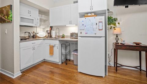 2218 Brevard