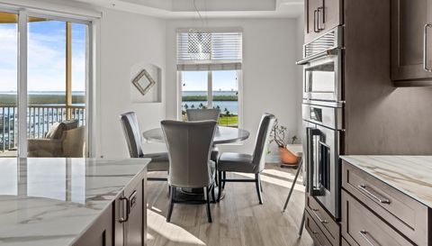 6061 Silver King Blvd