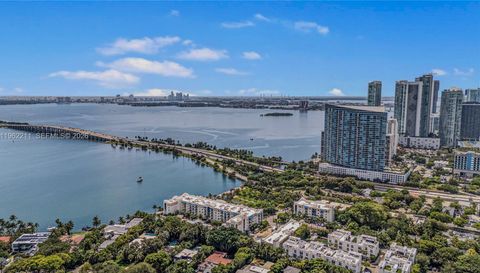 3900 Biscayne Blvd