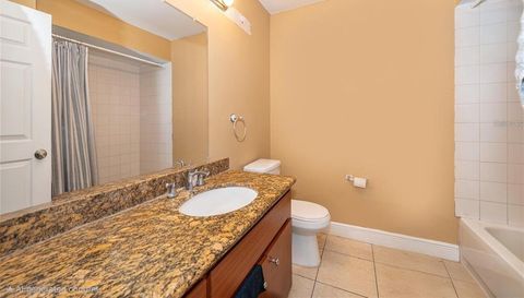 1940 LAKE ATRIUMS CIRCLE