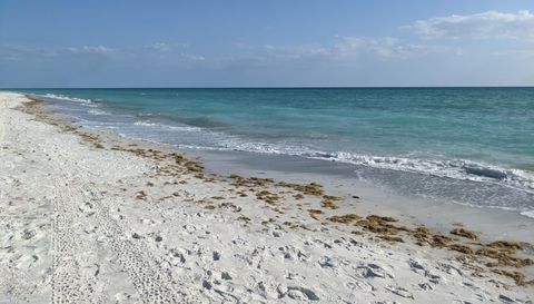 3806 Gulf Of Mexico Dr