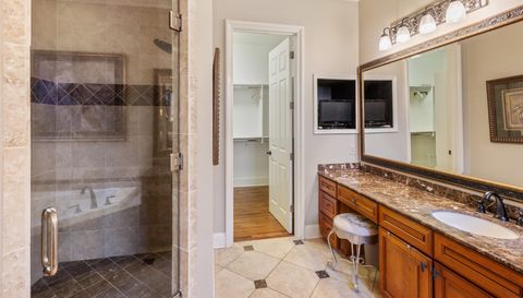 3118 Oakleigh Manor Cove