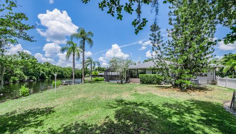 3817 Nicholas Cir