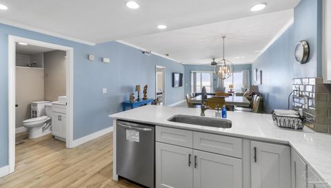 22 Via Deluna Dr