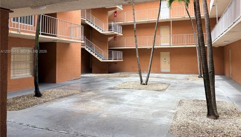 17600 Nw 68th Ave
