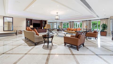 19900 W Country Club Dr