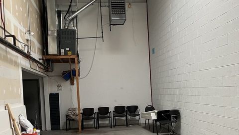 15426-15428 S 70th Court