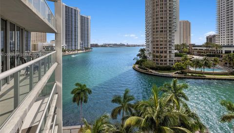 465 Brickell Ave