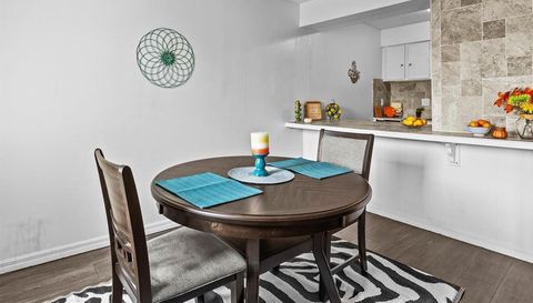 1000 Lake Of The Woods