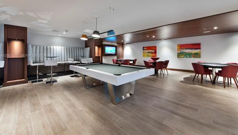 300 Sunny Isles Blvd