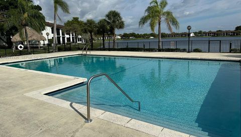 210 Lake Pointe Dr