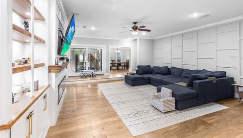 28042 LINDENHURST DRIVE