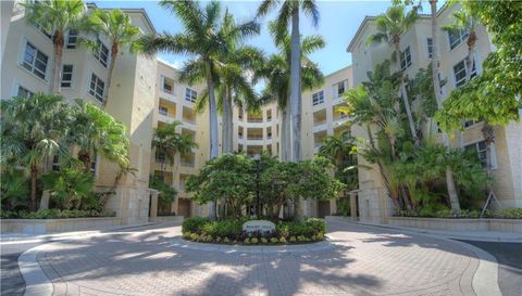 707 Crandon Blvd