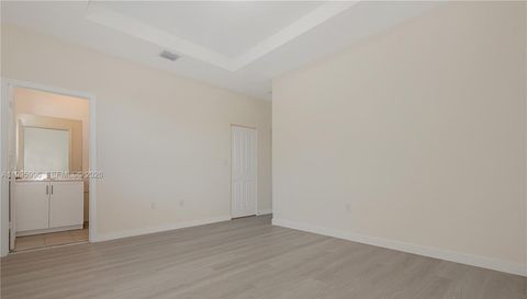 14732 181 Terrace