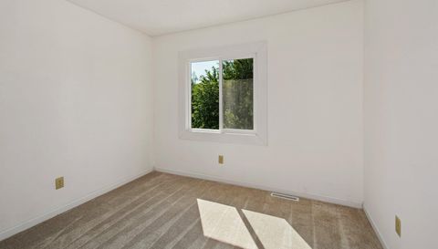 9142 Woodhall Crossing N
