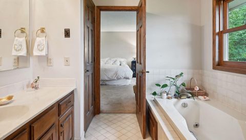 11292 Mount Curve Road