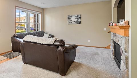 10910 Goodhue Street NE