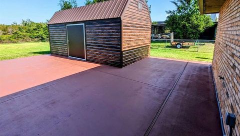 2220 EMPEROR DRIVE