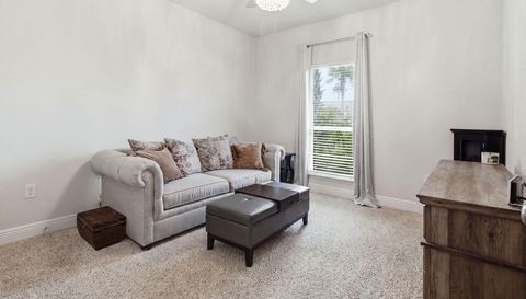 36 Pne Lk Dr