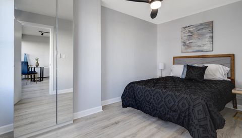 6157 N Sheridan Road