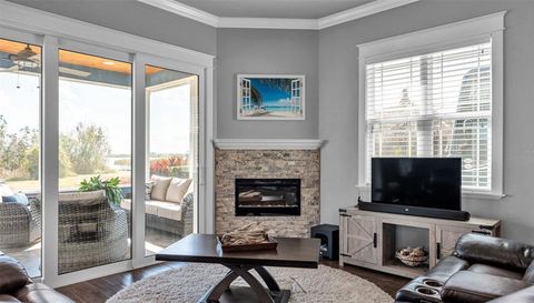 3272 FISH HAWK DRIVE