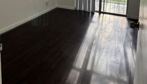701 Three Islands Blvd