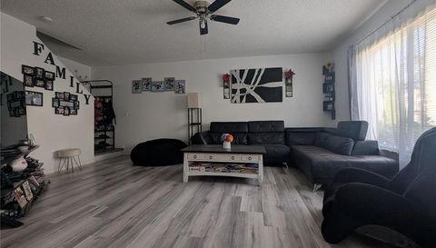 10740 KEYS GATE DRIVE