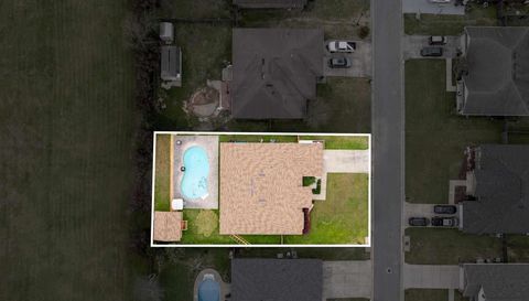 10108 Castleberry Blvd