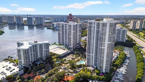 3500 Mystic Pointe Dr