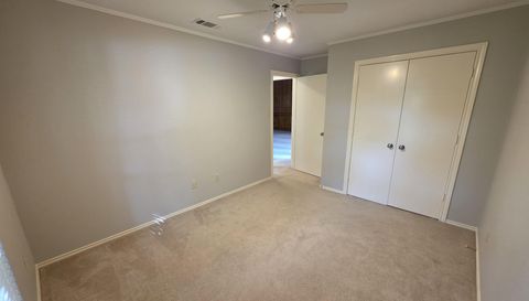 2214 Shannon Ln