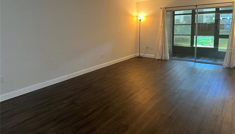 207 PALMETTO COURT