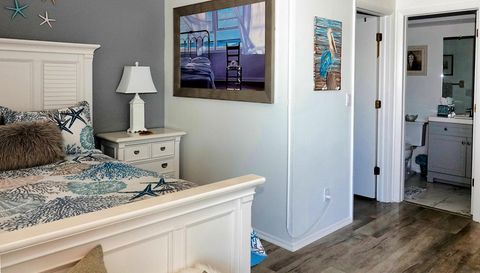 2395 Harbor Blvd Apartment 203